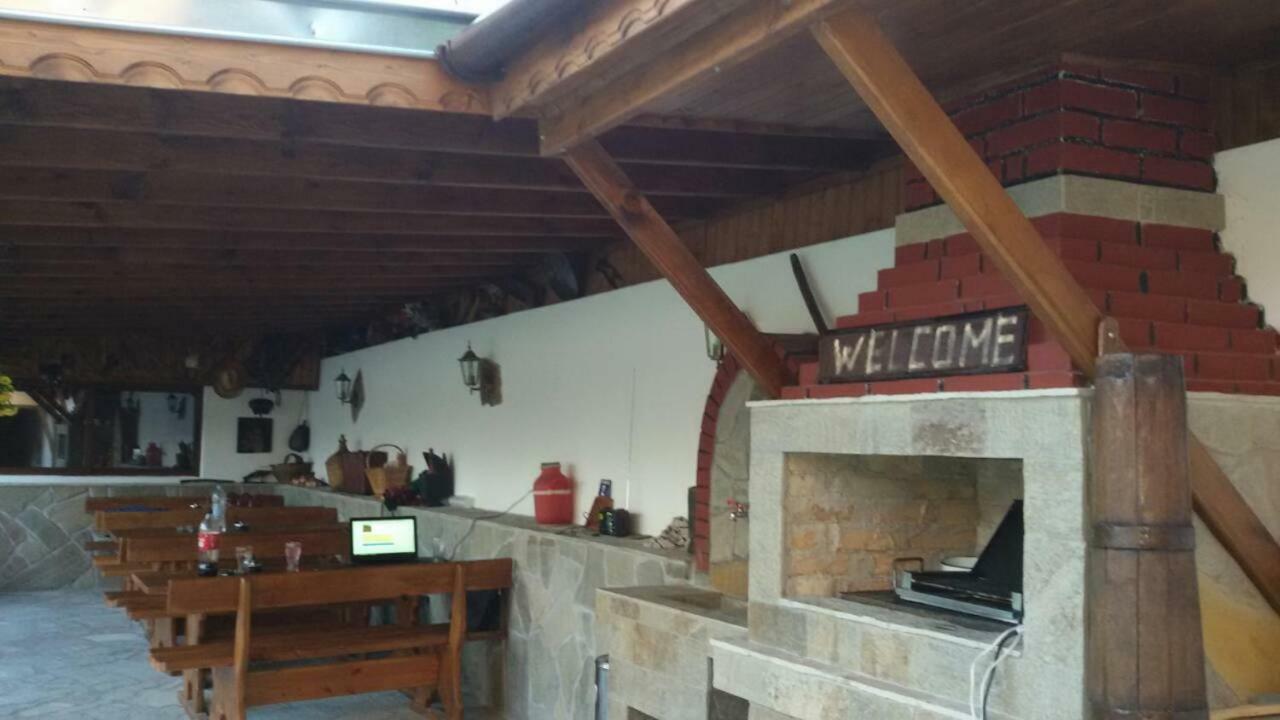 Chilingirovata Kashta Pavel Banya Exterior foto