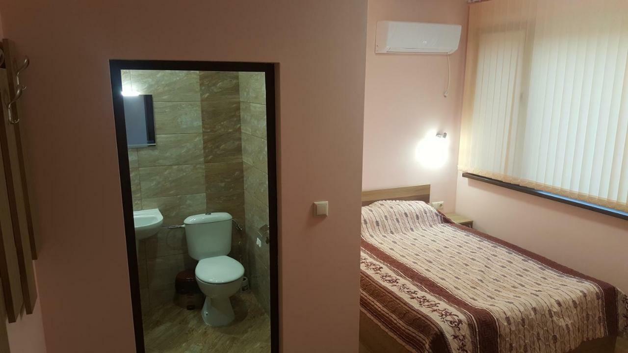 Chilingirovata Kashta Pavel Banya Exterior foto
